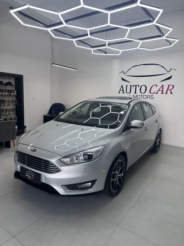 FOCUS 2.0 TITANIUM PLUS HATCH 16V FLEX 4P AUTO - 2016 - CAXIAS DO SUL