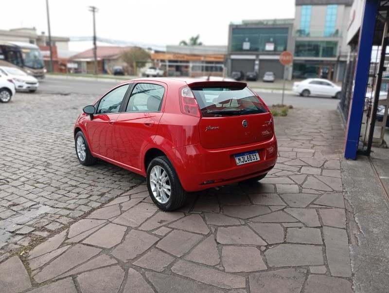 PUNTO 1.4 ATTRACTIVE ITALIA 8V FLEX 4P MANUAL - 2012 - CAXIAS DO SUL