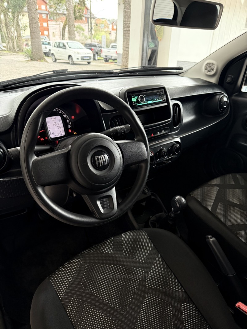 MOBI 1.0 8V EVO FLEX LIKE. MANUAL - 2025 - CANELA