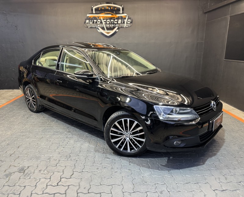 JETTA 2.0 COMFORTLINE FLEX 4P TIPTRONIC - 2012 - CAXIAS DO SUL