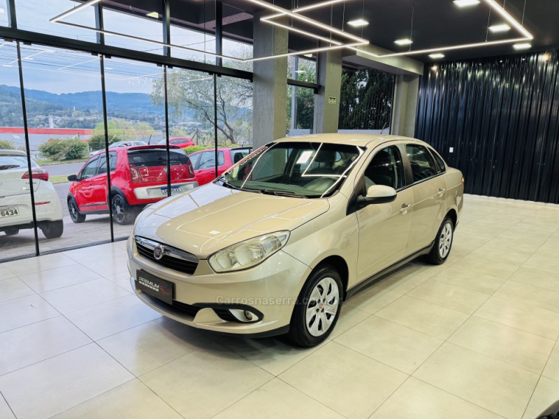 GRAND SIENA 1.4 MPI ATTRACTIVE 8V FLEX 4P MANUAL - 2013 - DOIS IRMãOS