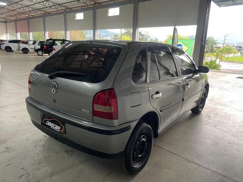 GOL 1.0 MI 16V GASOLINA 4P MANUAL G.III - 2002 - BOM PRINCíPIO