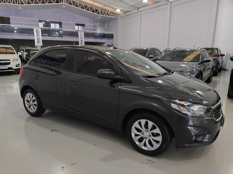 ONIX 1.4 MPFI LT 8V FLEX 4P AUTOMÁTICO - 2017 - BENTO GONçALVES