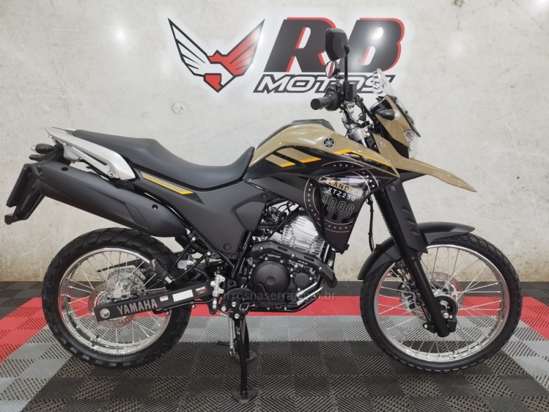 XTZ 250 LANDER