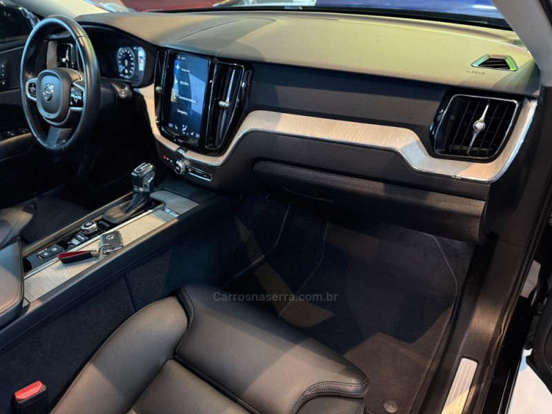 XC60 2.0 T5 INSCRIPTION GASOLINA 4P AUTOMÁTICO - 2018 - SãO LEOPOLDO
