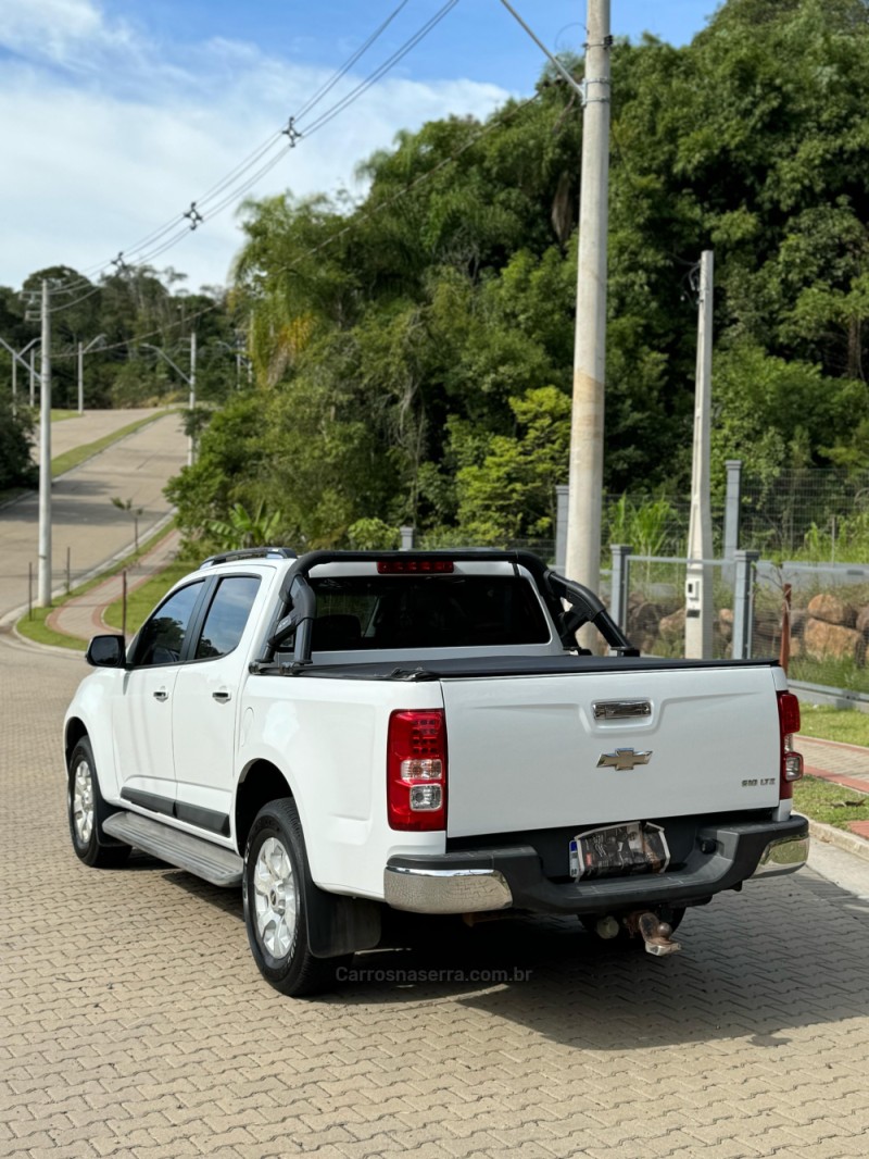 S10 2.4 LTZ 4X2 CD 8V FLEX 4P MANUAL - 2013 - IVOTI