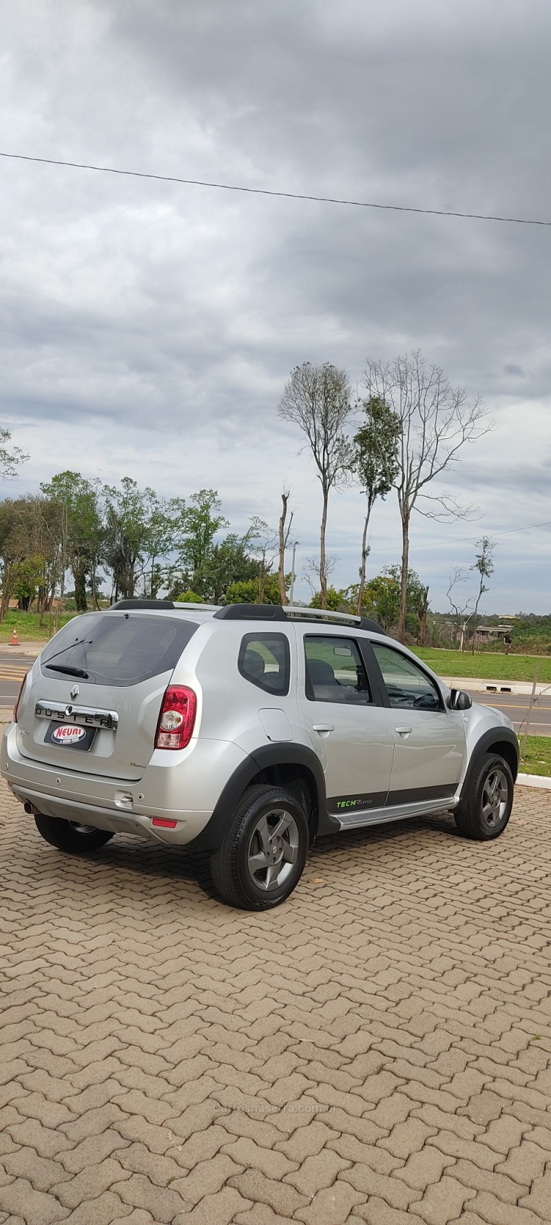 DUSTER 1.6 DYNAMIQUE 4X2 16V FLEX 4P MANUAL - 2014 - LAJEADO