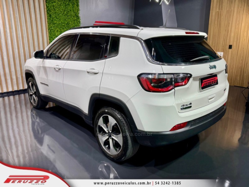 COMPASS 2.0 16V DIESEL LONGITUDE 4X4 AUTOMÁTICO - 2018 - NOVA PRATA