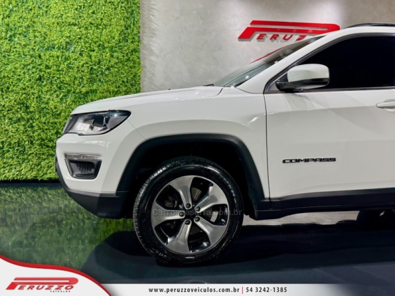 COMPASS 2.0 16V DIESEL LONGITUDE 4X4 AUTOMÁTICO - 2018 - NOVA PRATA