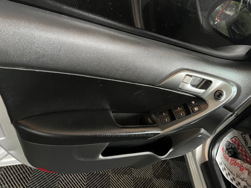 CERATO 1.6 E.273 SEDAN 16V GASOLINA 4P MANUAL - 2010 - CAXIAS DO SUL