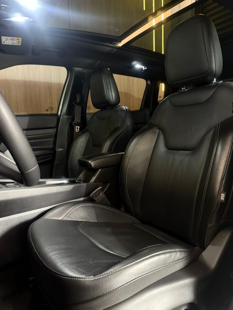 COMPASS 1.3 SERIE S T270 16V TURBO FLEX 4P AUTOMÁTICO - 2022 - LAJEADO