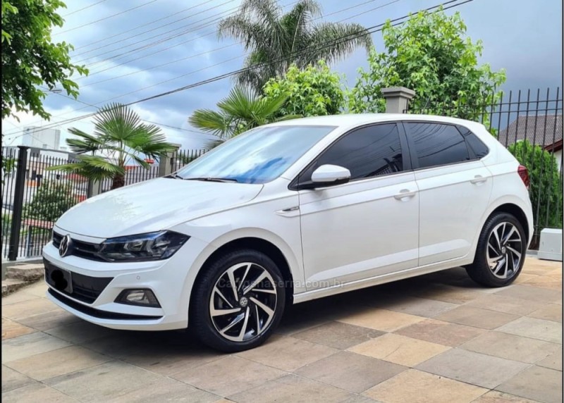 POLO 1.0	200 TSI HIGHLINE AUTOMÁTICO  - 2021 - BENTO GONçALVES