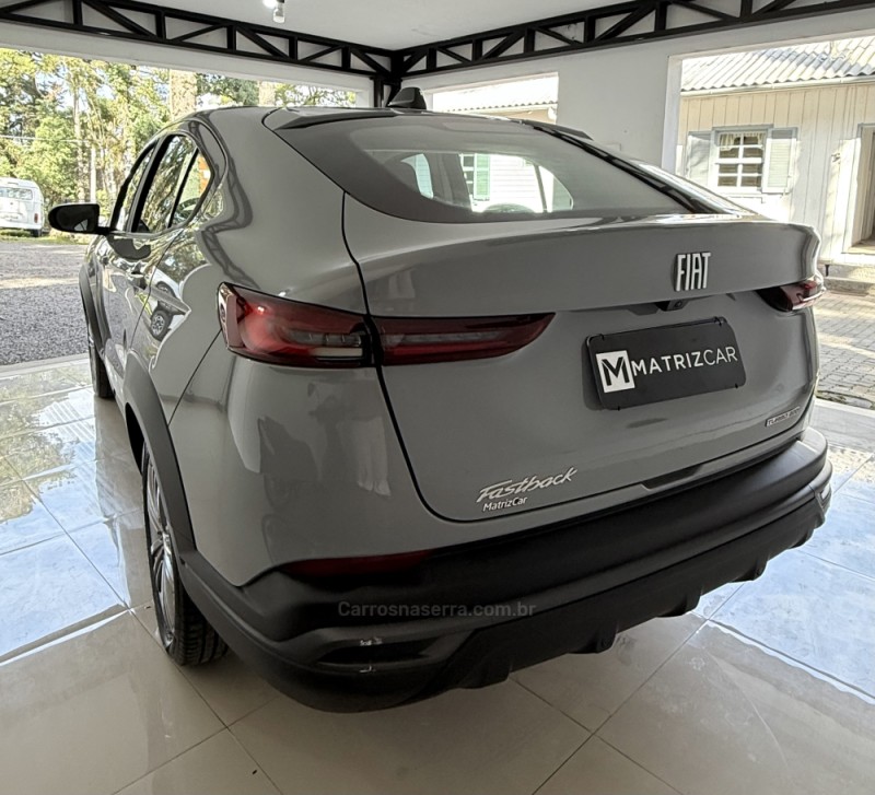 FASTBACK 1.0 200 TURBO FLEX AUTOMÁTICO FLEX AUTOMÁTICO - 2024 - CANELA