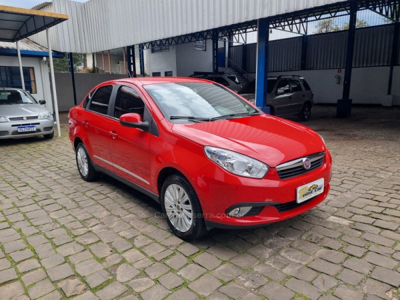 grand siena 1.6 mpi essence 16v flex 4p manual 2015 vacaria