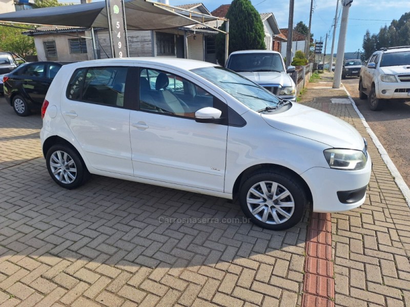FOX 1.6 MI HIGHLINE 8V FLEX 4P AUTOMATIZADO - 2013 - CAMBARá DO SUL