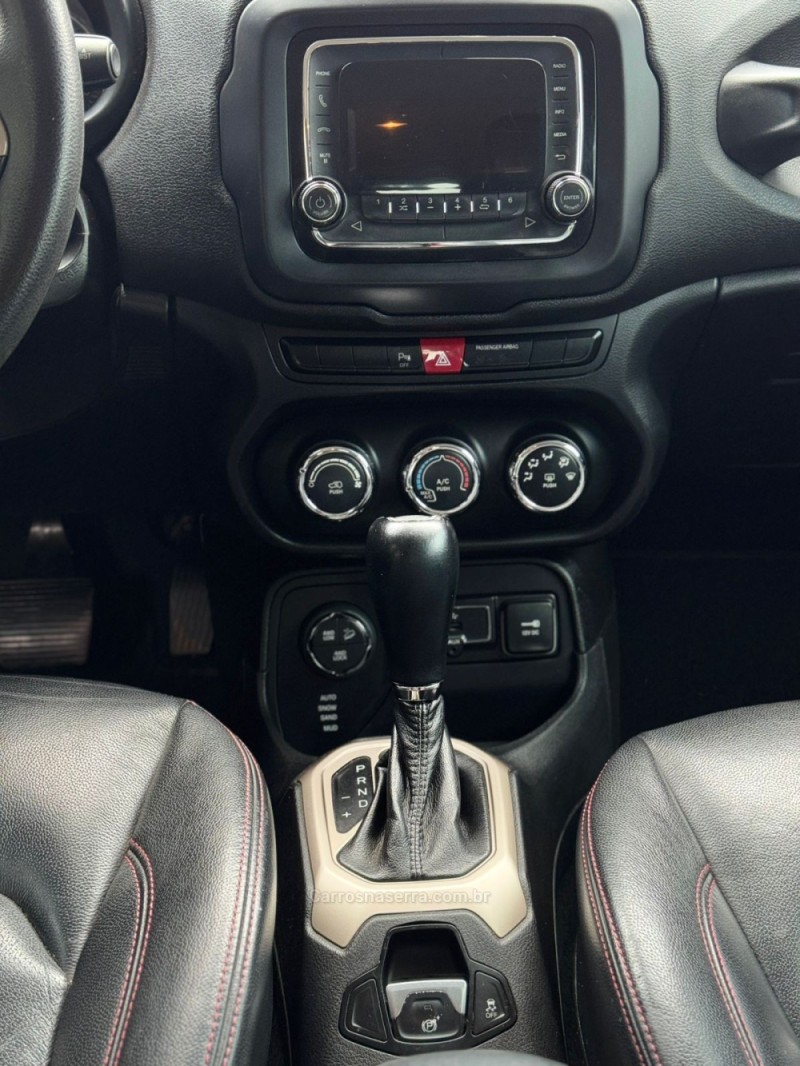 RENEGADE 2.0 16V TURBO DIESEL SPORT 4P 4X4 AUTOMÁTICO - 2016 - MONTENEGRO