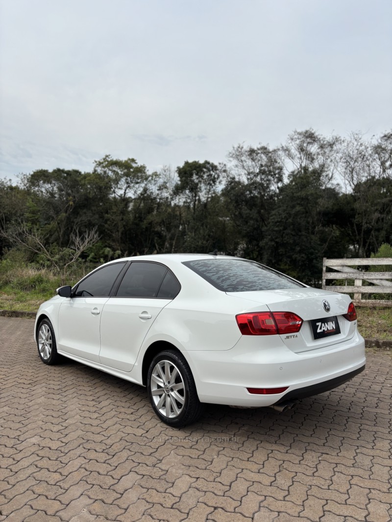 JETTA 2.0 COMFORTLINE FLEX 4P TIPTRONIC - 2014 - SANANDUVA