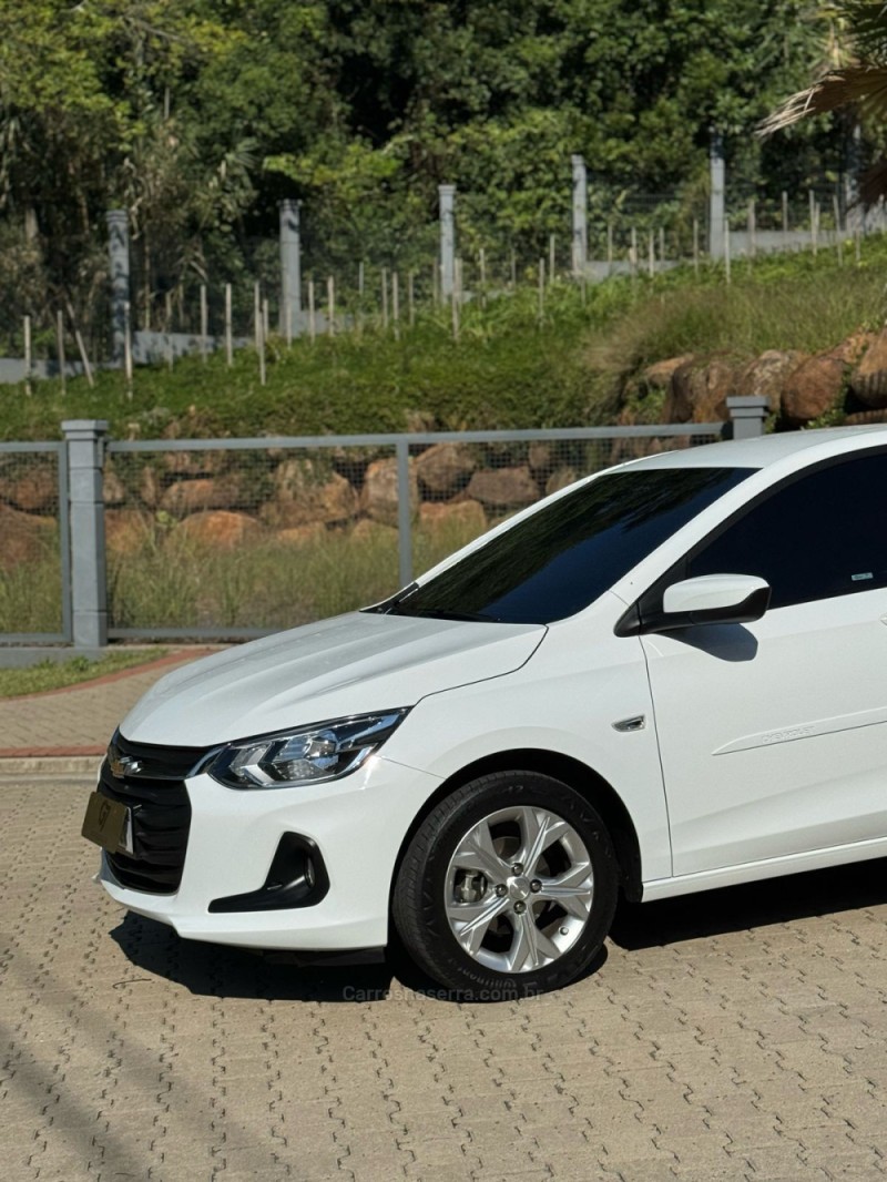 ONIX 1.0 LTZ 8V TURBO FLEX 4P AUTOMÁTICO - 2024 - IVOTI