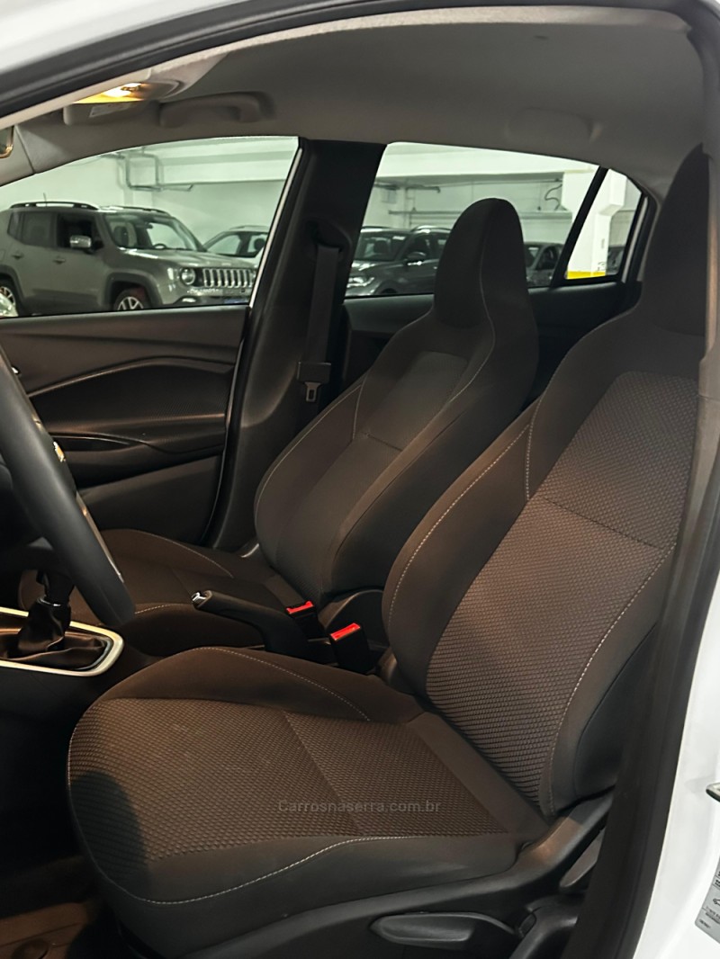 ONIX 1.0 LT 12V FLEX 4P MANUAL - 2023 - CAXIAS DO SUL