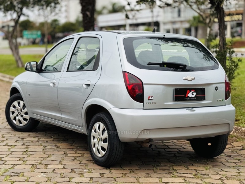 CELTA 1.0 MPFI LT 8V FLEX 4P MANUAL