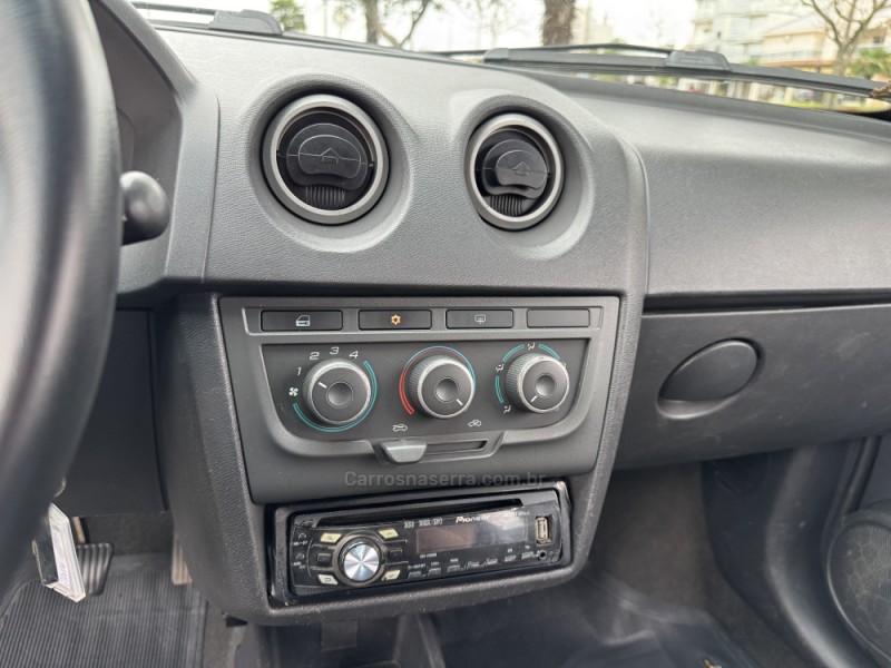 CELTA 1.0 MPFI LT 8V FLEX 4P MANUAL