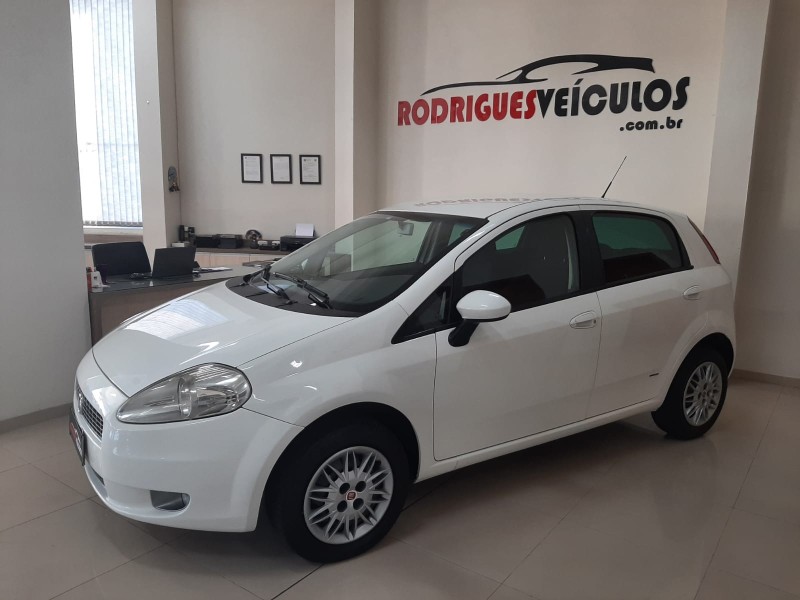 PUNTO 1.4 ELX 8V FLEX 4P MANUAL - 2009 - CAXIAS DO SUL
