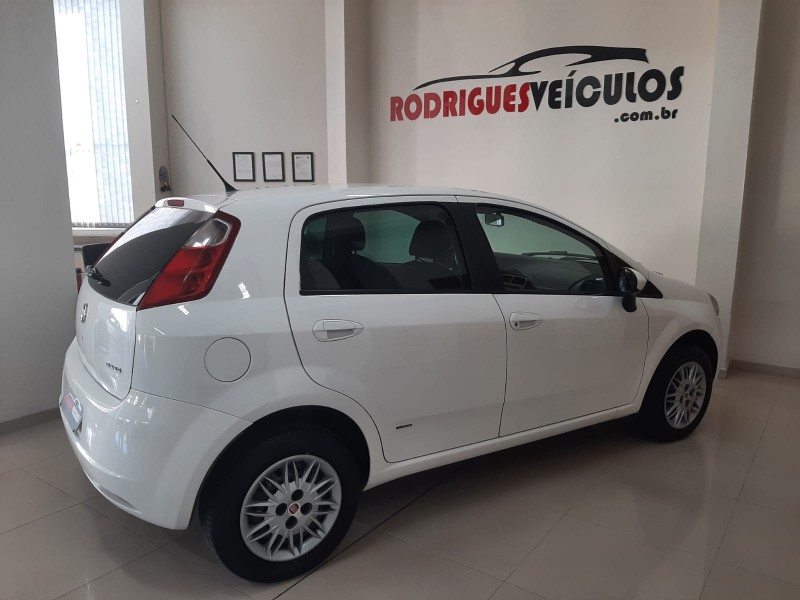PUNTO 1.4 ELX 8V FLEX 4P MANUAL - 2009 - CAXIAS DO SUL
