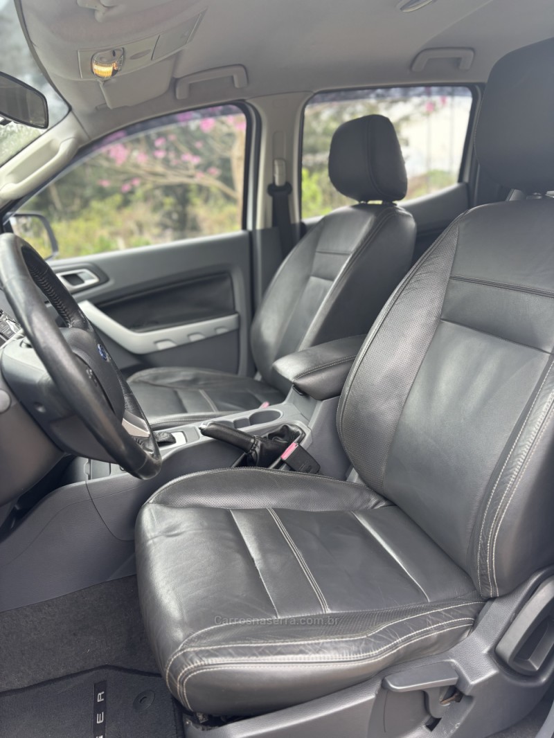 RANGER 3.2 XLT 4X4 CD 20V DIESEL 4P AUTOMÁTICO - 2013 - SANANDUVA