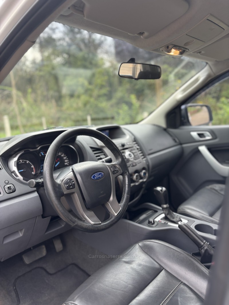 RANGER 3.2 XLT 4X4 CD 20V DIESEL 4P AUTOMÁTICO - 2013 - SANANDUVA