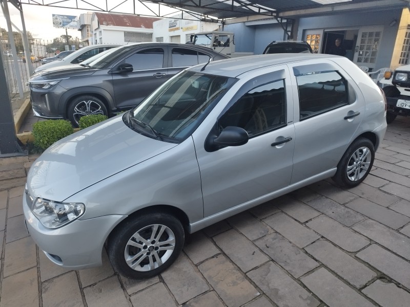 PALIO 1.0 MPI FIRE CELEBRATION ECONOMY 8V FLEX 4P MANUAL - 2013 - VERANóPOLIS