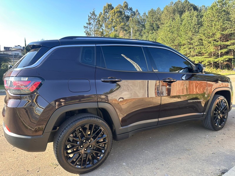 COMPASS 2.0 16V FLEX LIMITED AUTOMÁTICO - 2022 - FARROUPILHA