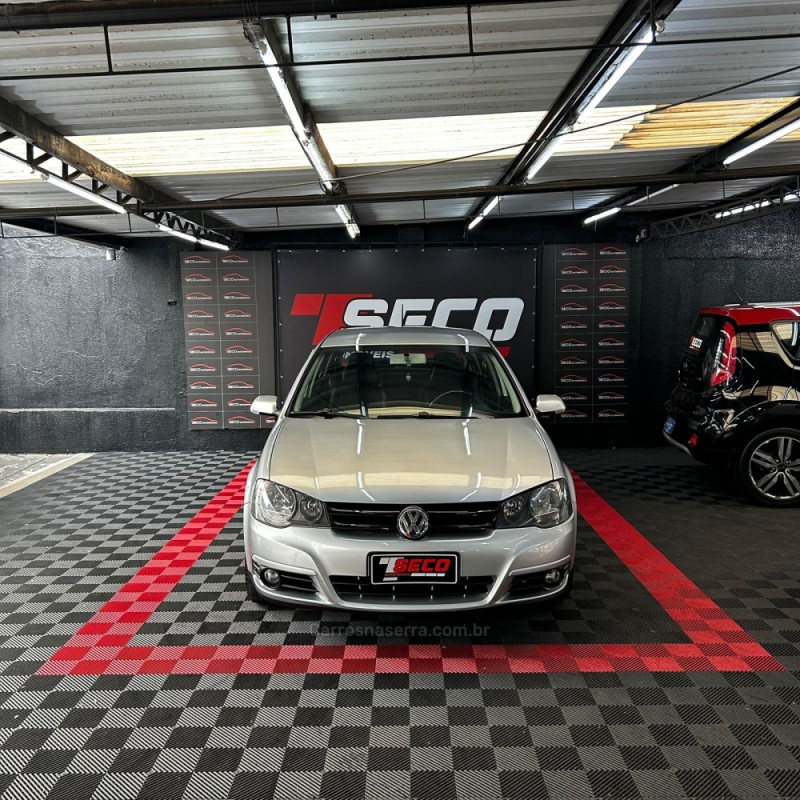 GOLF 1.6 MI SPORTLINE 8V FLEX 4P MANUAL - 2010 - PASSO FUNDO