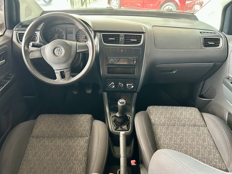 FOX 1.6 MI 8V FLEX 4P MANUAL - 2013 - SãO SEBASTIãO DO CAí