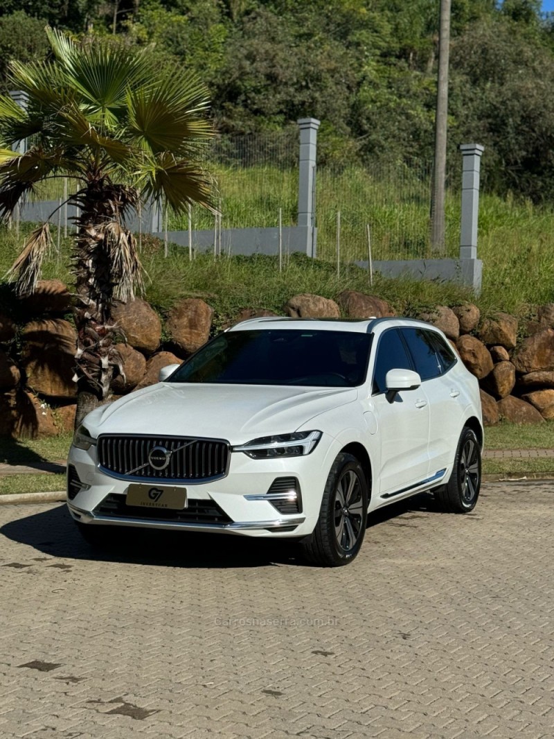 XC60 2.0 T8 ULTIMATE AWD HIBRIDO 4P AUTOMÁTICO - 2023 - IVOTI