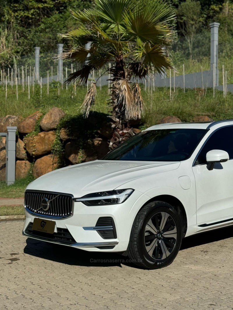 XC60 2.0 T8 ULTIMATE AWD HIBRIDO 4P AUTOMÁTICO - 2023 - IVOTI