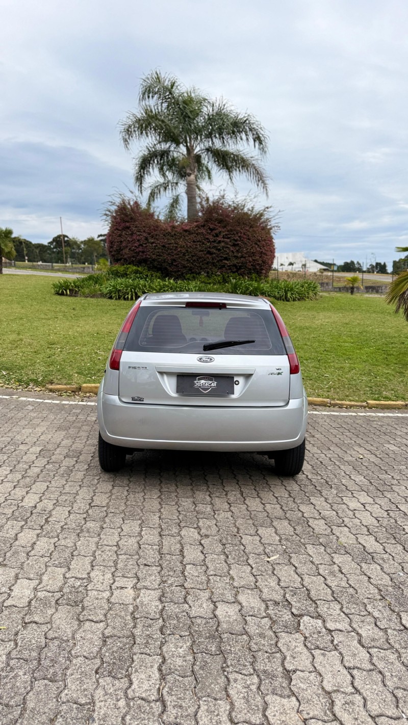 FIESTA 1.6 MPI CLASS HATCH 8V FLEX 4P MANUAL - 2007 - CAXIAS DO SUL
