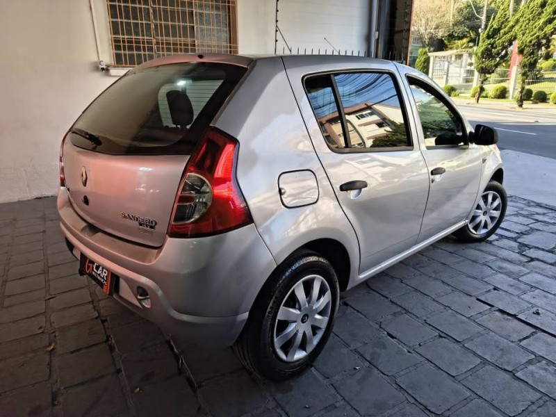 SANDERO 1.0 AUTHENTIQUE 8V FLEX 4P MANUAL - 2010 - CAXIAS DO SUL