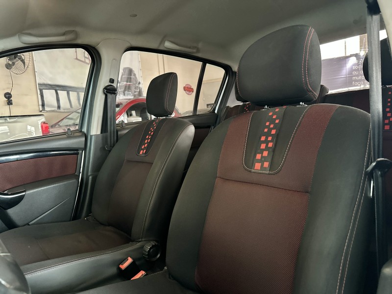 SANDERO 1.6 STEPWAY 8V FLEX 4P MANUAL - 2012 - CAXIAS DO SUL
