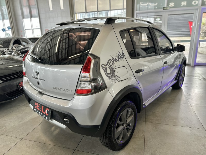 SANDERO 1.6 STEPWAY 8V FLEX 4P MANUAL - 2012 - CAXIAS DO SUL