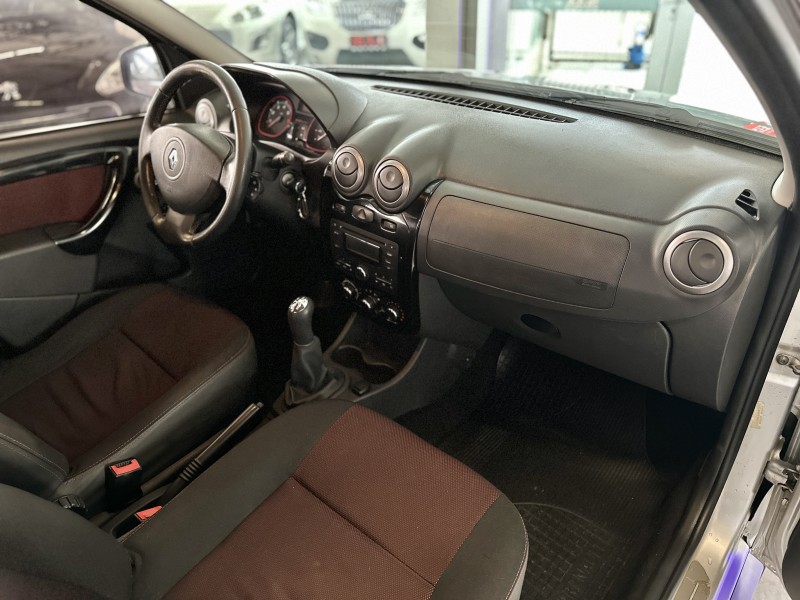SANDERO 1.6 STEPWAY 8V FLEX 4P MANUAL - 2012 - CAXIAS DO SUL