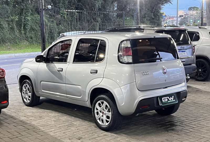 UNO 1.0 EVO ATTRACTIVE 8V FLEX 4P MANUAL - 2017 - CAXIAS DO SUL