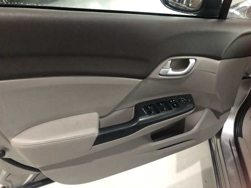 CIVIC 1.8 LXL SE 16V FLEX 4P AUTOMÁTICO - 2013 - VALE REAL