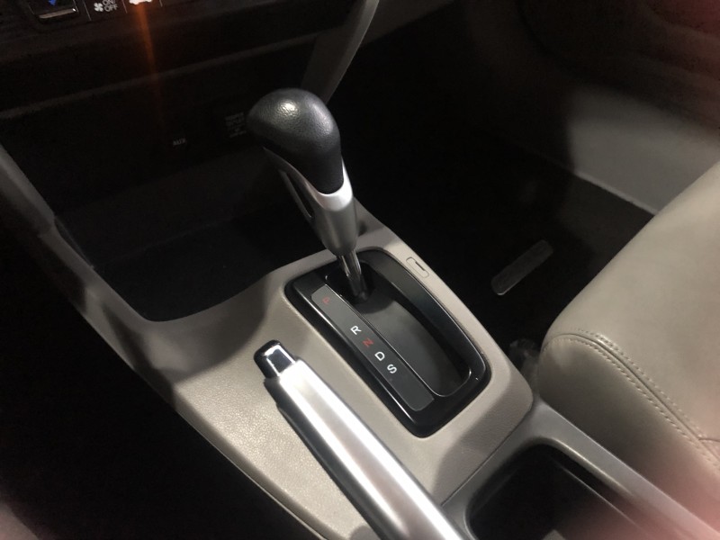 CIVIC 1.8 LXL SE 16V FLEX 4P AUTOMÁTICO - 2013 - VALE REAL