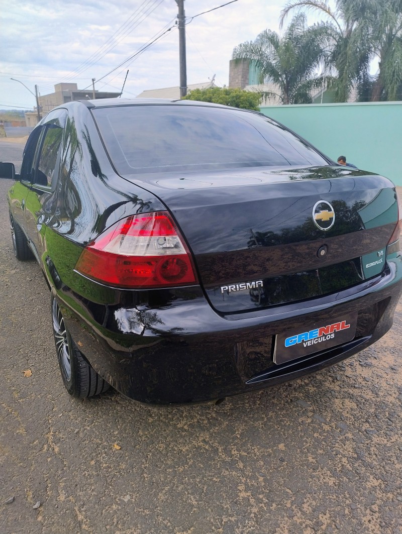 PRISMA 1.4 MPFI MAXX 8V FLEX 4P MANUAL - 2011 - CAMPO BOM