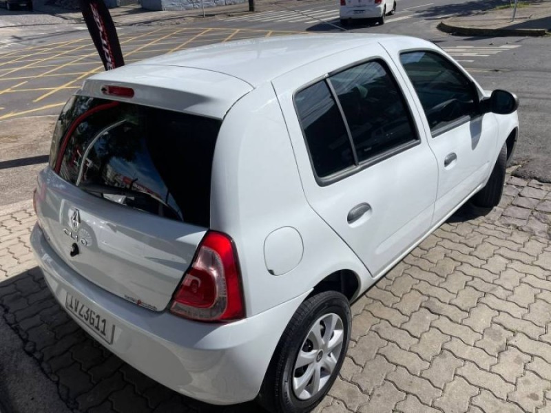 CLIO 1.0 EXPRESSION 16V FLEX 4P MANUAL - 2015 - CAXIAS DO SUL