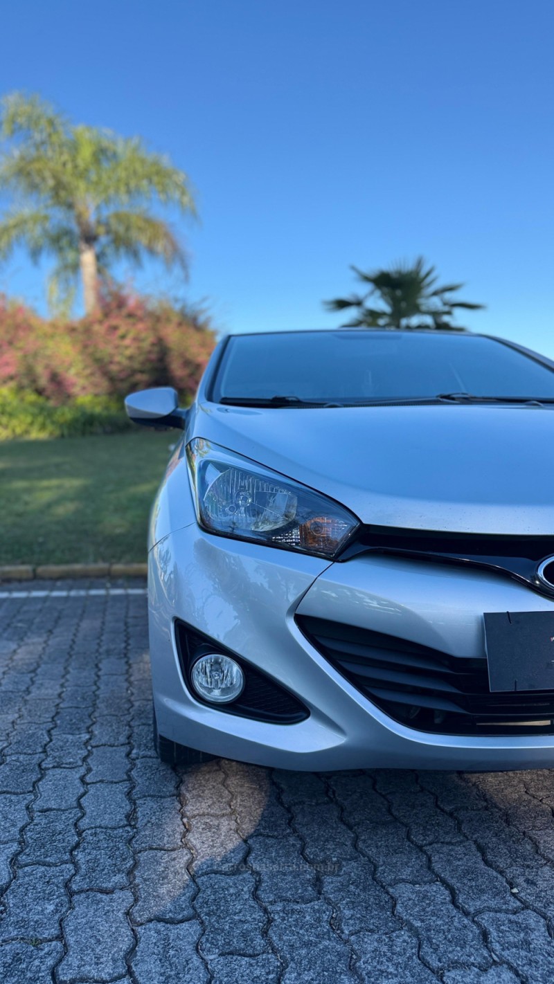 HB20S 1.6 COMFORT PLUS 16V FLEX 4P AUTOMÁTICO - 2014 - CAXIAS DO SUL