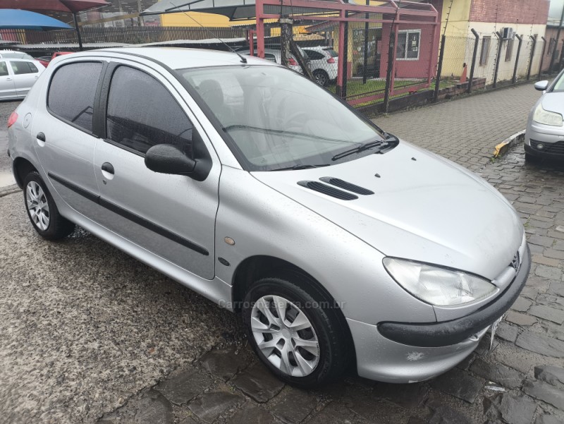 206 1.0 SOLEIL 16V GASOLINA 4P MANUAL - 2003 - FARROUPILHA