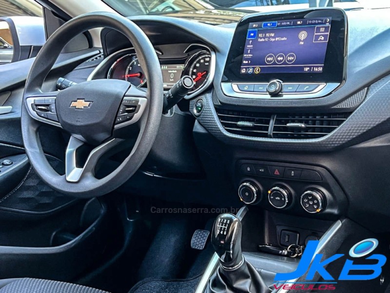 ONIX 1.0 LTZ 12V TURBO FLEX 4P MANUAL - 2021 - NOVO HAMBURGO