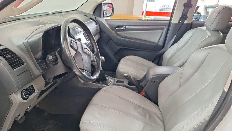 S10 2.8 LTZ 4X2 CD 16V TURBO DIESEL 4P MANUAL - 2013 - CAXIAS DO SUL
