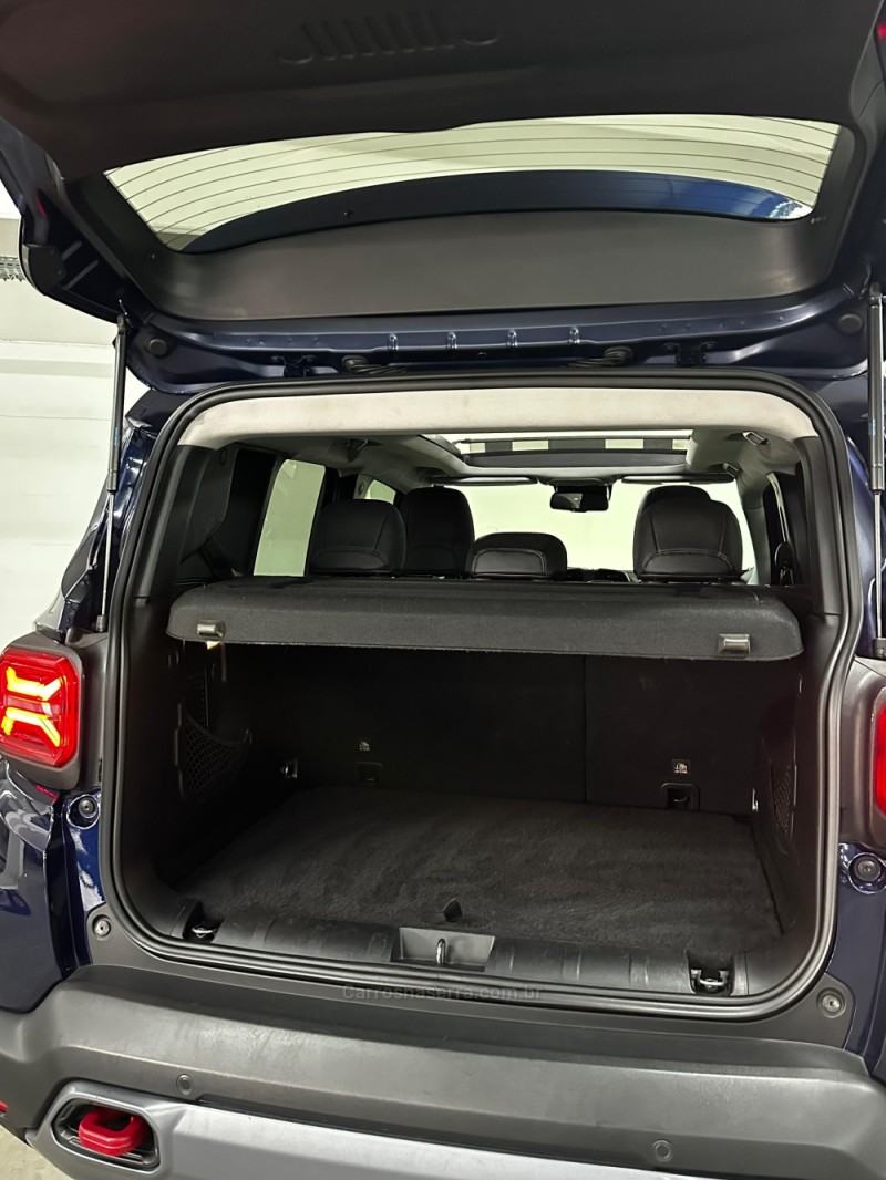 RENEGADE 1.3 TRAILHAWK T270 16V TURBO FLEX 4X4 4P AUTOMÁTICO - 2022 - CAXIAS DO SUL